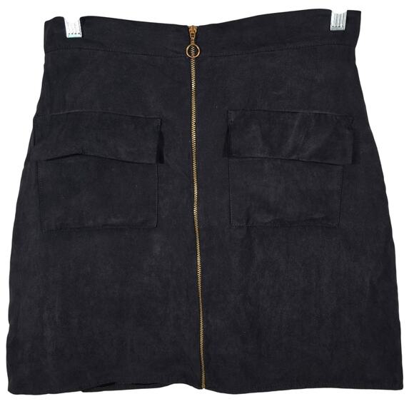 A Atmosphere Women's Black Faux Suede Mini Skirt with Gold Front Zipper Size 6 - Picture 1 of 8
